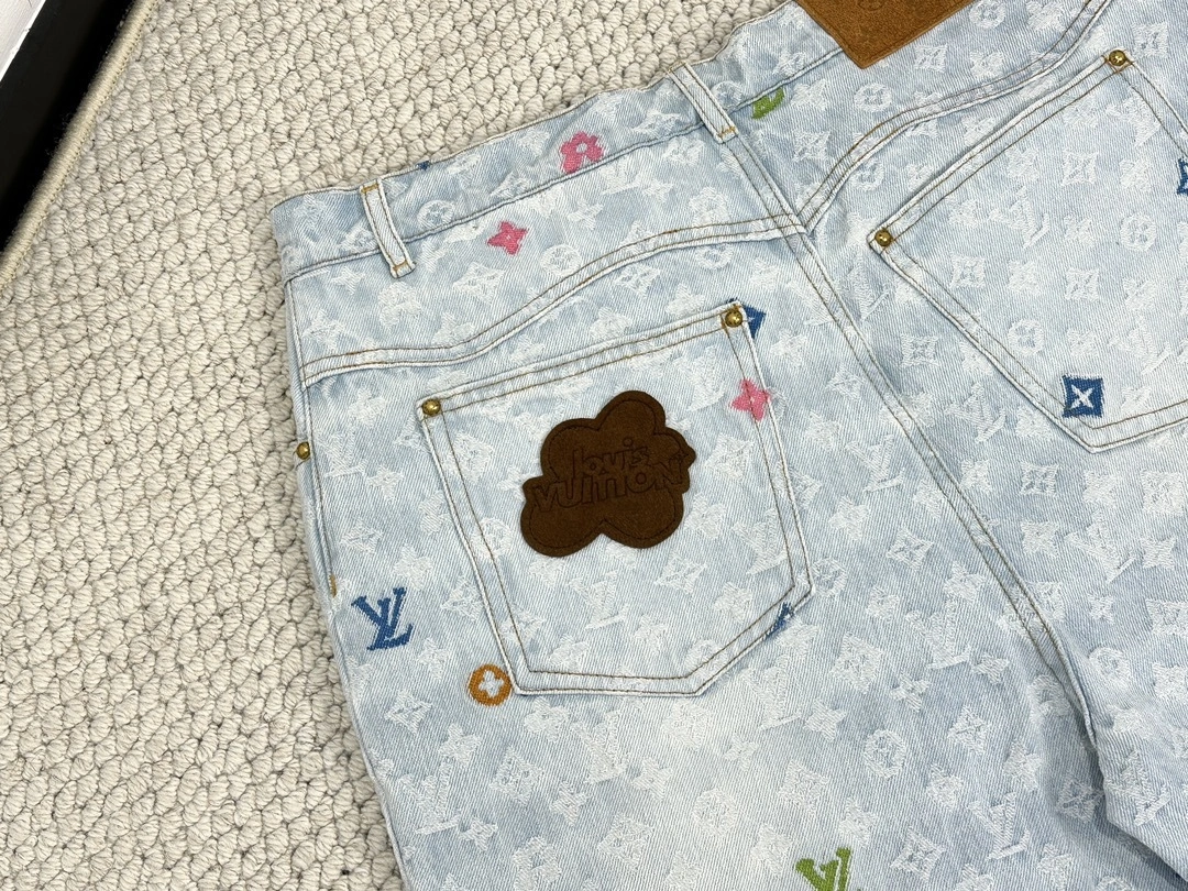 &wg.luxury--8V item: D-F481F0298H